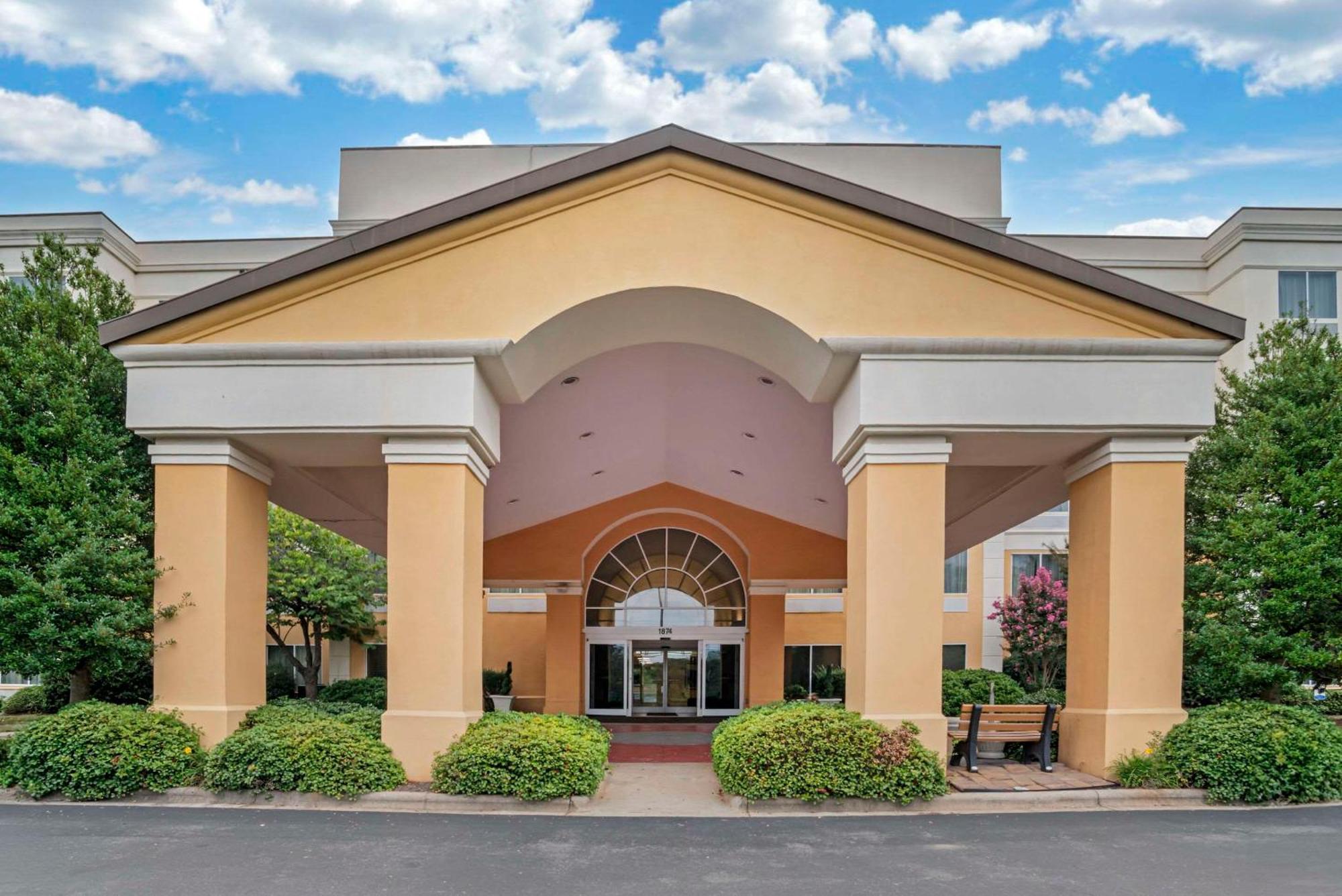Comfort Suites Gastonia - Charlotte Kültér fotó